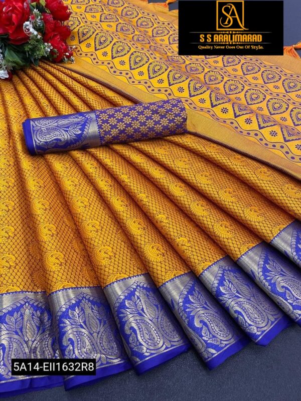 Shakunt Silk Saree - Image 4